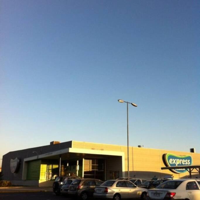 Apartamento Depto Residencial Guardia24 Hrs